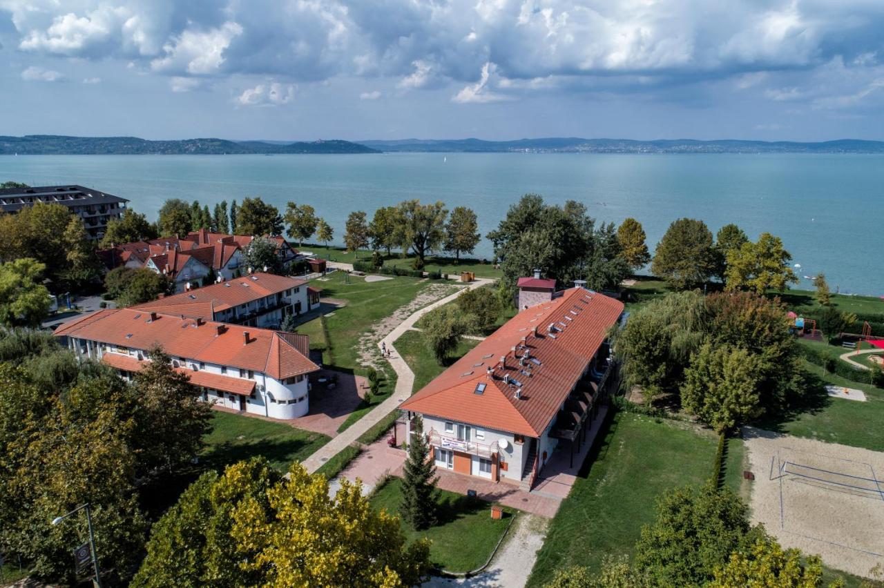 Zamardi Siraly Apartment Bagian luar foto