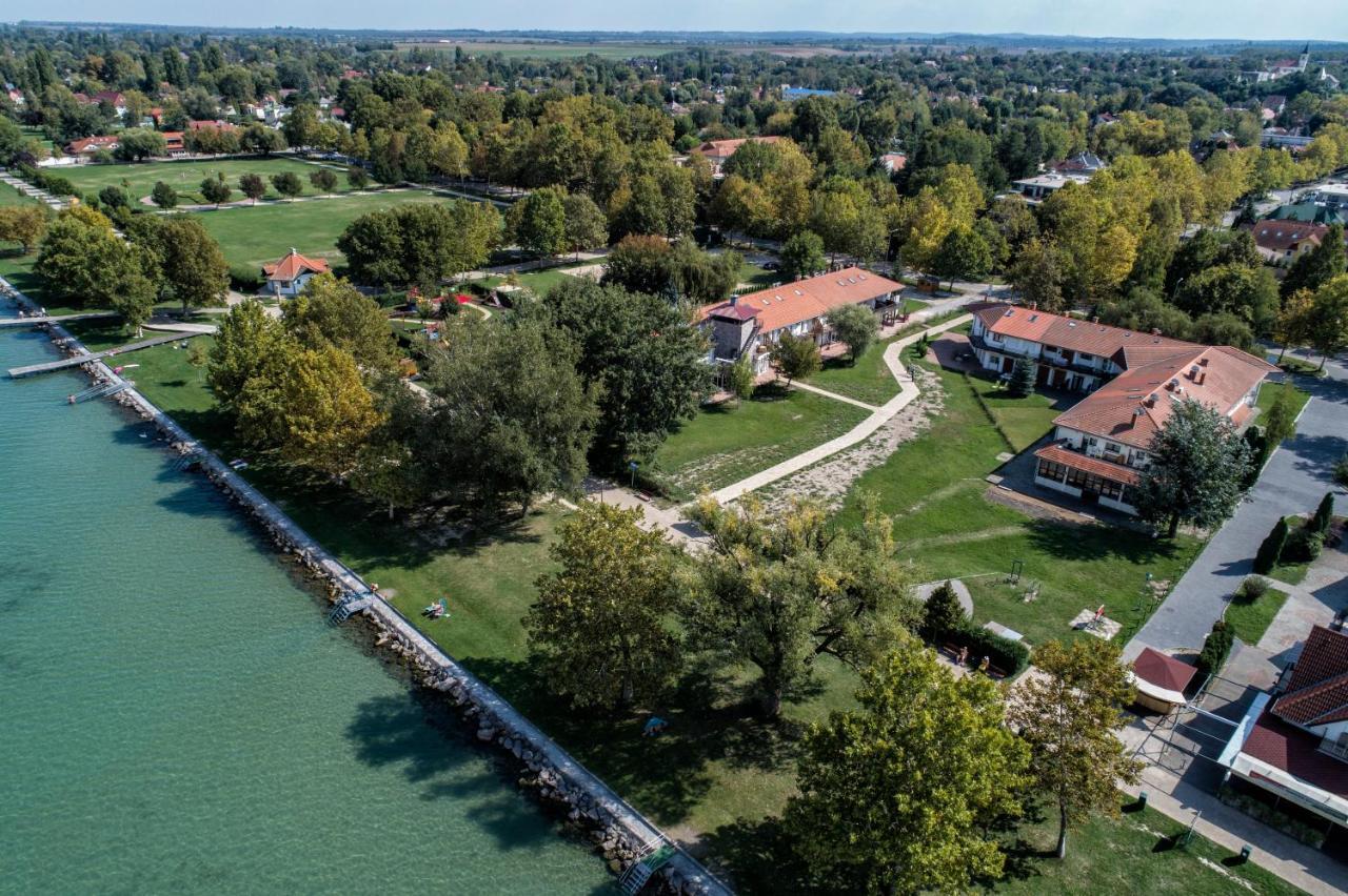 Zamardi Siraly Apartment Bagian luar foto