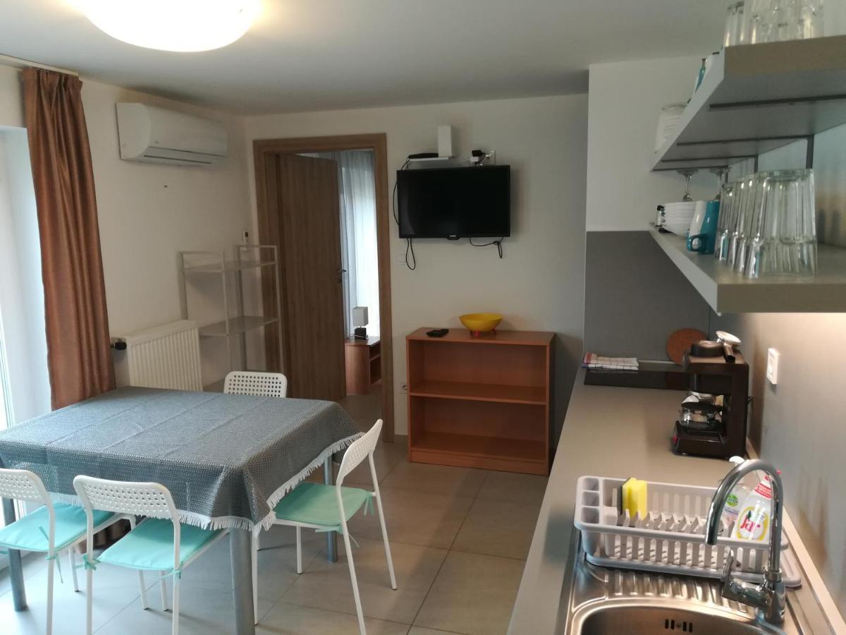 Zamardi Siraly Apartment Bagian luar foto