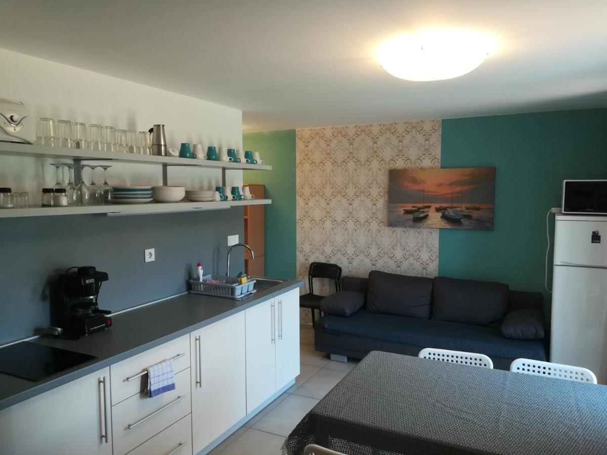Zamardi Siraly Apartment Bagian luar foto